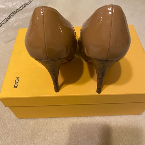 Fendi heels - Picture 5 of 7
